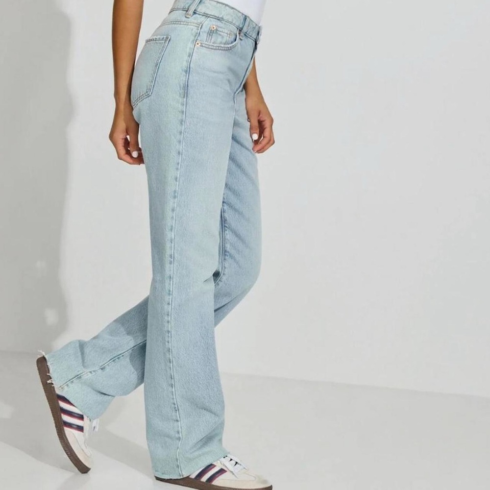Garage Blue High-Waisted 90’s Straight-Leg Jeans
